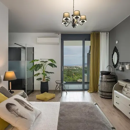 Olivenest Chania Executive Villa *